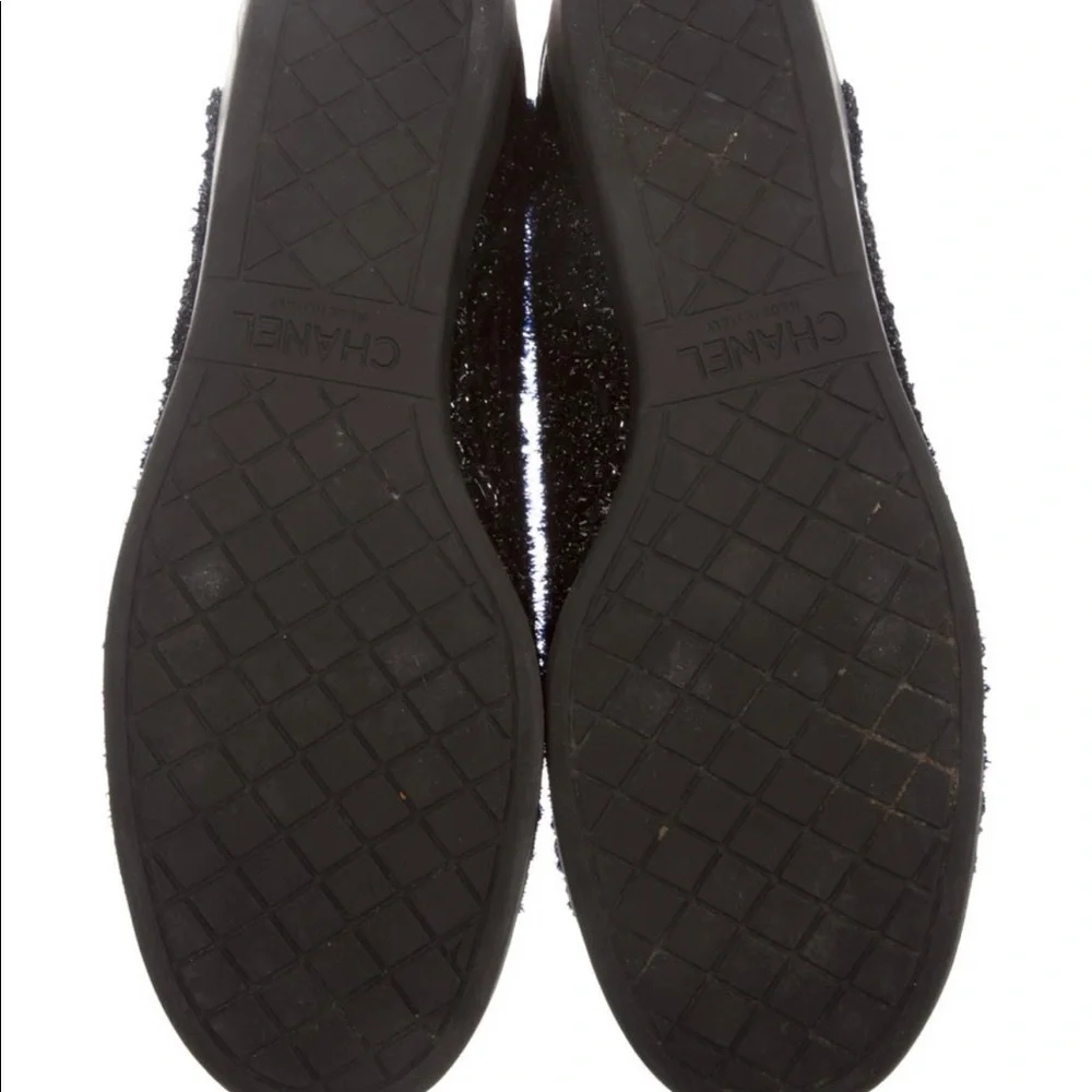 Chanel Sneaker - Picture 6 of 6